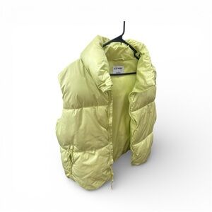 LIKE NEW Old Navy Quilter Neon Green Puffer Vest Size Large Adjustable Elastic